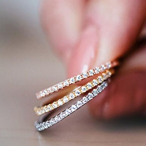 Rose Gold Wedding Band Ring - Picture 3 of 4